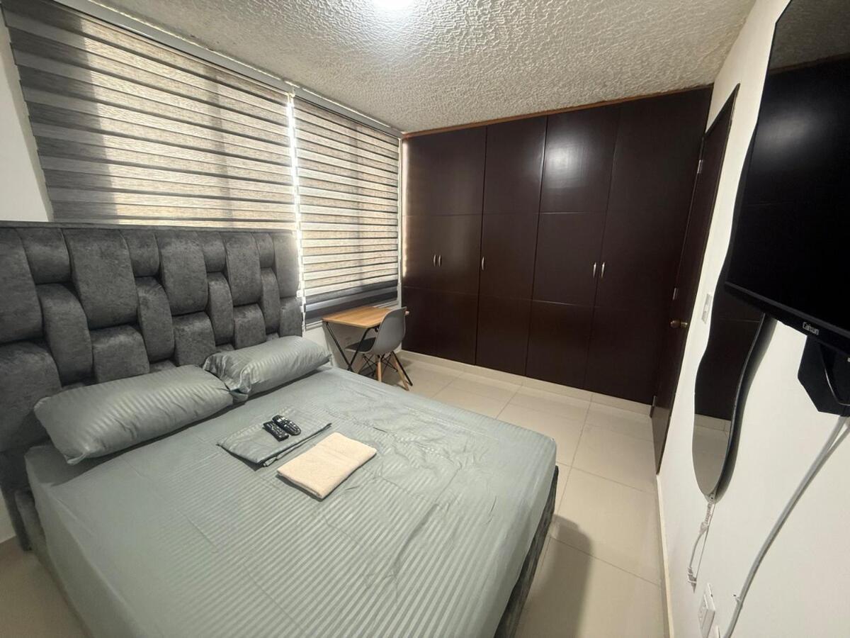 Hermosa Habitacion A Una Cuadra Del Ventura Plaza 3 กูกูตา ภายนอก รูปภาพ